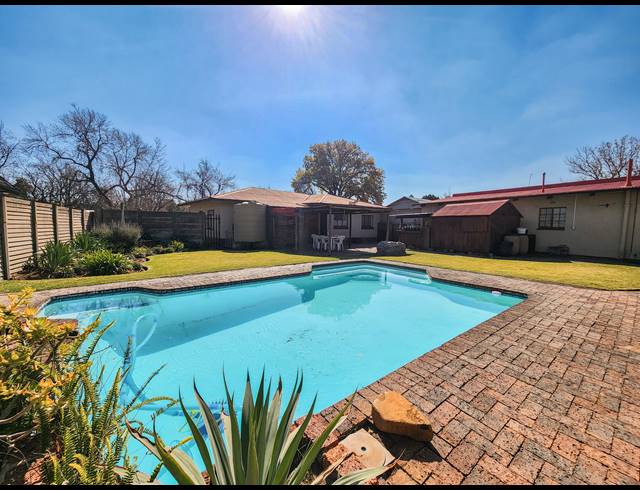 3 BEDROOM HOUSE FOR SALE IN SASOLBURG EXT 3